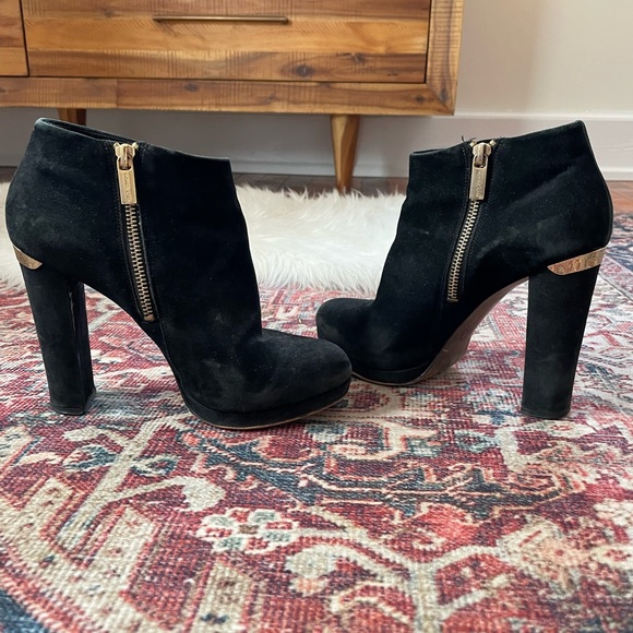 Michael Kors black suede ankle boot with gold details. Size 7. 3.5 inch heel. - Picture 3 of 4
